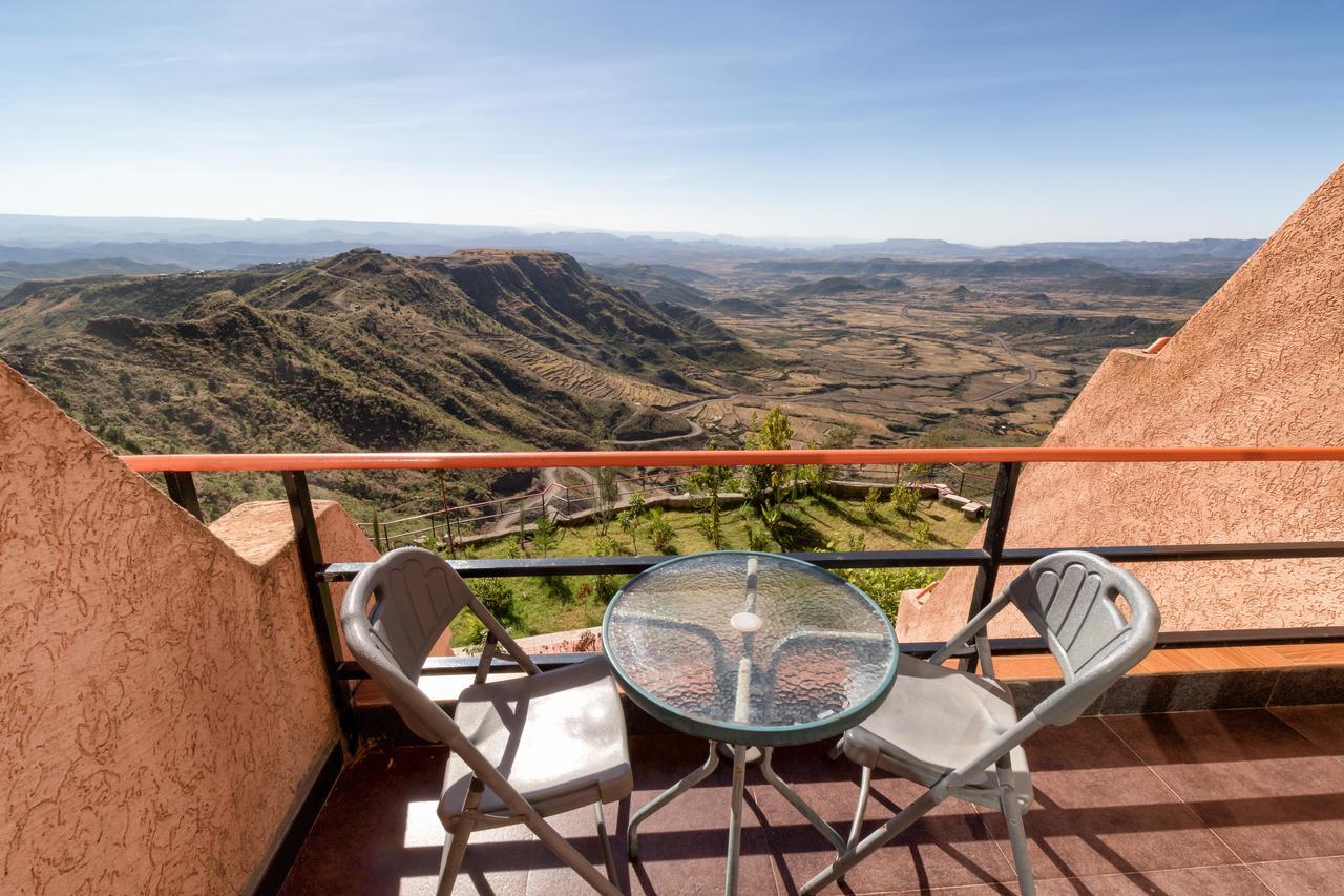 לאליבלה Panoramic View Hotel מראה חיצוני תמונה