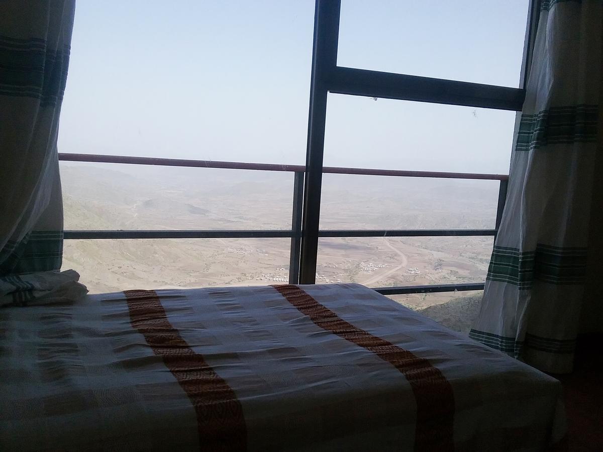 לאליבלה Panoramic View Hotel מראה חיצוני תמונה
