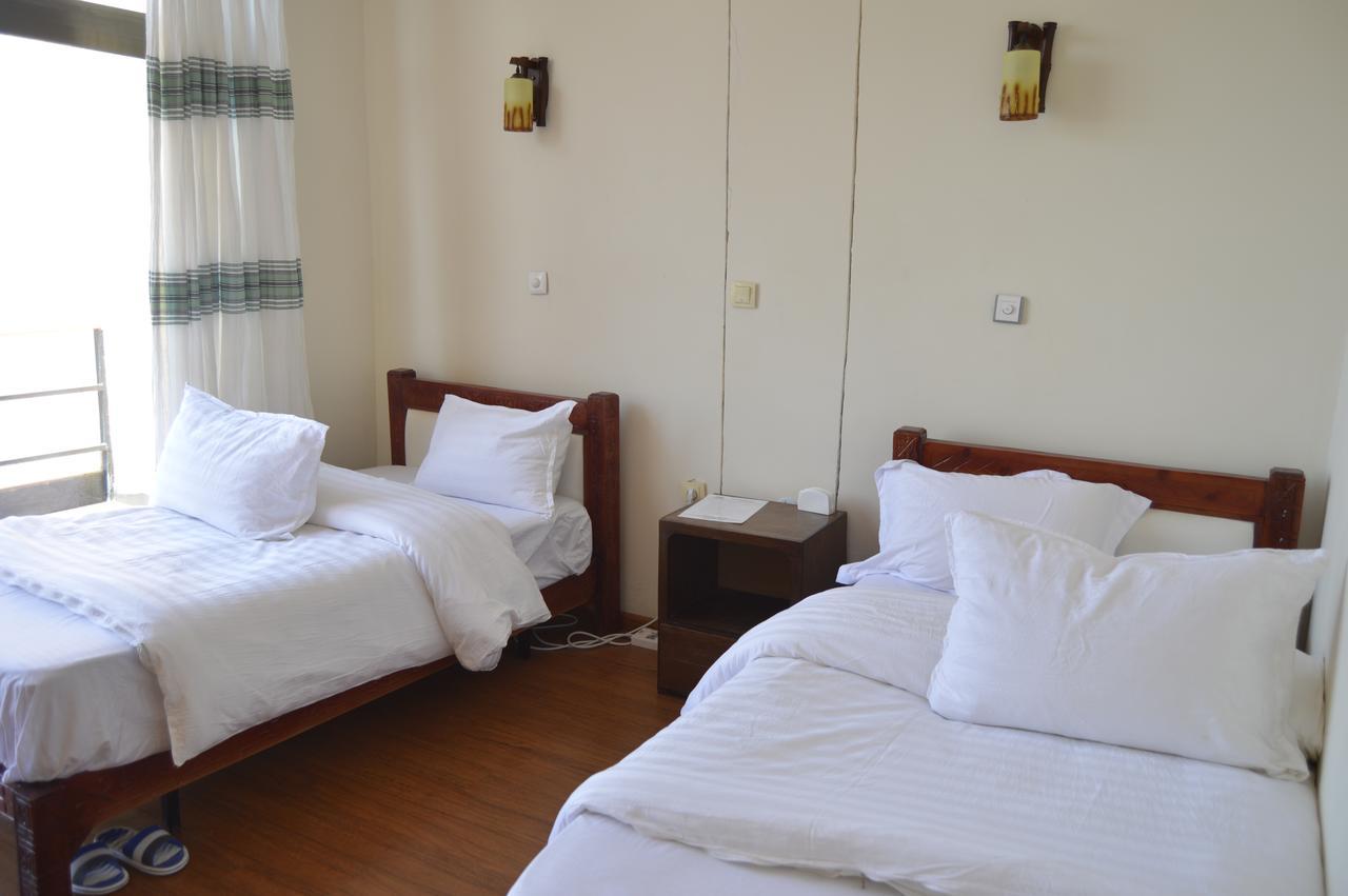 לאליבלה Panoramic View Hotel מראה חיצוני תמונה