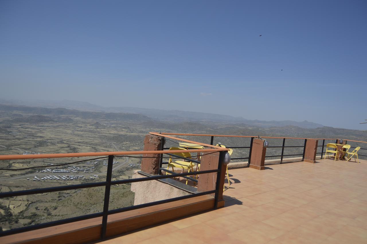 לאליבלה Panoramic View Hotel מראה חיצוני תמונה