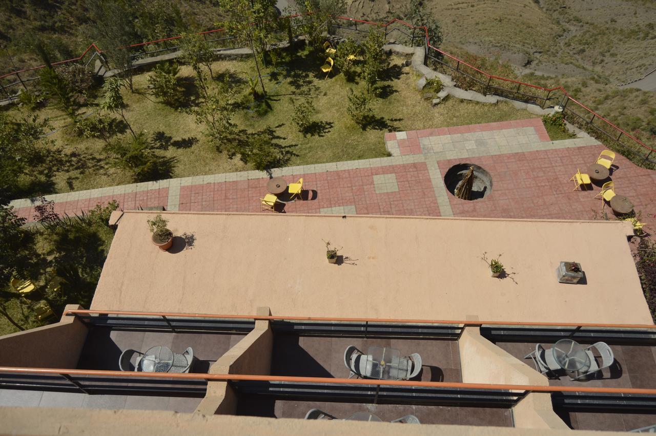 לאליבלה Panoramic View Hotel מראה חיצוני תמונה