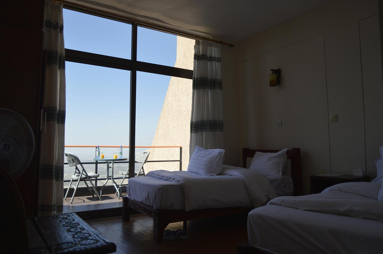 לאליבלה Panoramic View Hotel מראה חיצוני תמונה